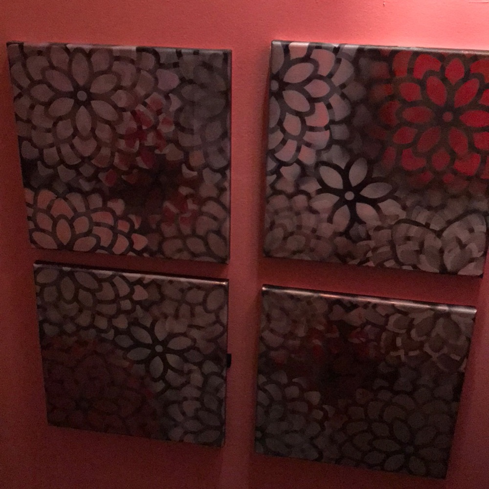 Flowers art wall